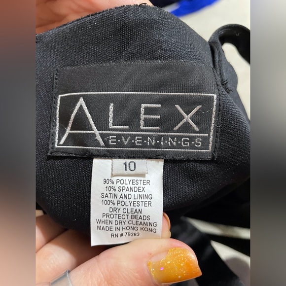 Black velvet elegant evening gown - Picture 5 of 5